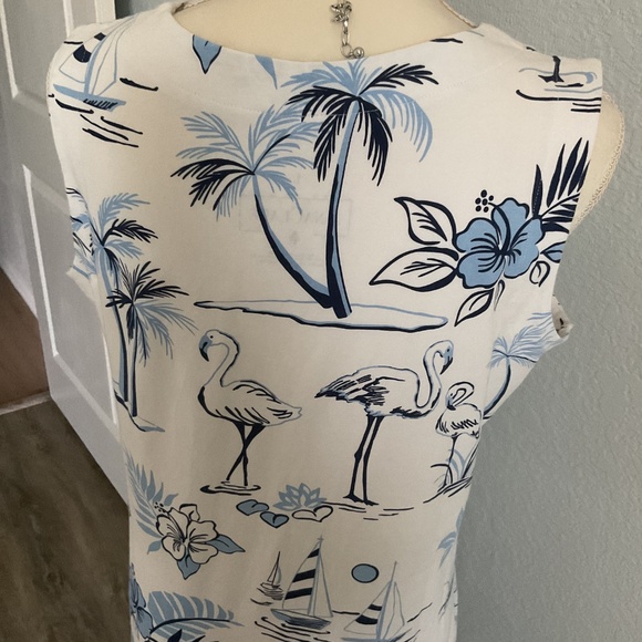 Best Dressed at the Beach - Picture 4 of 5